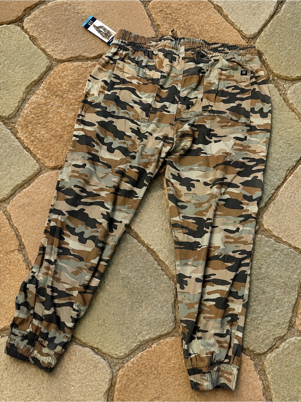 NWT Camo Cargo Jogger Pants Green Pull On Utility Military Streetwear Large Gap - Picture 3 of 6